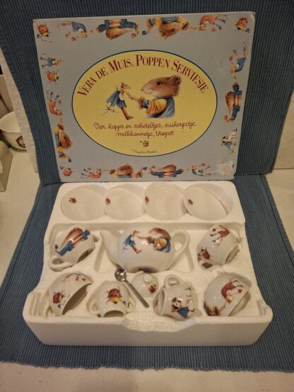 Vera de Muis poppenserviesje - compleet met de originele doos
