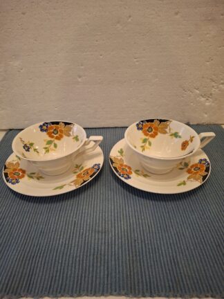 Oostindische Kers - 2 art deco kop en schotels